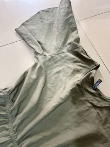 Elegant Green Pleated Dress