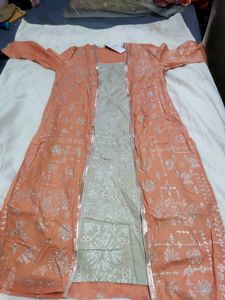 Aurelia Kurta