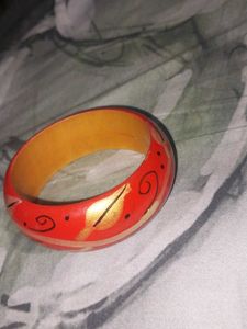 Handcrafted Wooden Bangle Set
