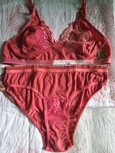 Indian Beauty Lingerie Set