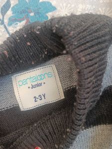 Best deal - 2 Striped Sweaters