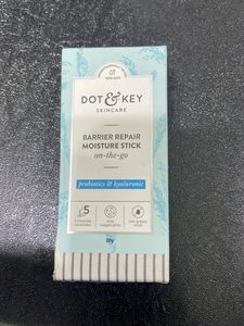 Dot & Key Barrier Repair Moisture Stick