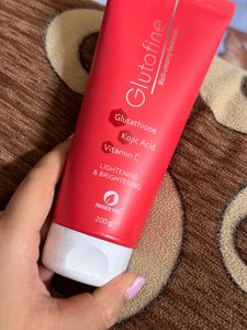 Glutafine Face Wash