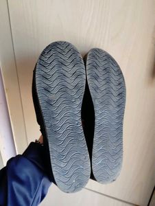 BLOCK HEEL SANDALS
