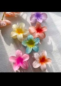 Colorful Flower Hair Clips - Set of 3 Left