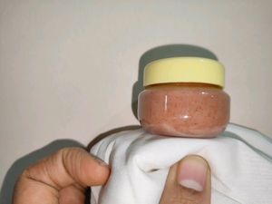 E - Malham Knee Pain Killer 100% AYURVEDIC Reduce