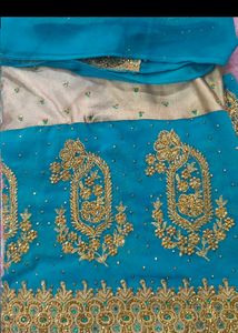 Sarees And Clips