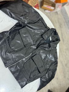 Stylish Black Faux Leather Jacket🧥