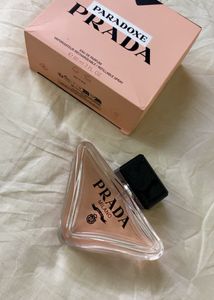 Paradox Prada