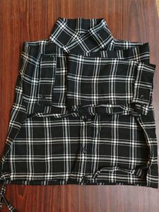 Black &amp; White Checkered Crop Shirt