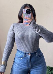 Grey Round neck Ribbed top