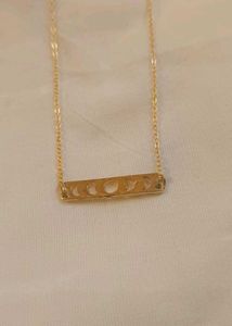 Phase Moon Chain