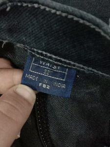 Charcoal Black Jeans For Men With Woodland Belt