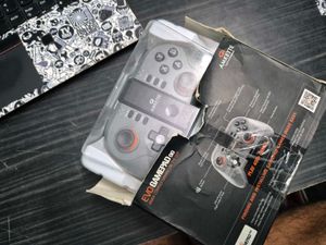 Amkette Evo Gamepad Go Brand New