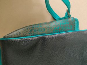 Baggit Sling Bag
