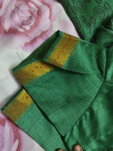 Green Silk Saree with Pattern