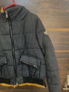 Stylish Black puffer Jacket