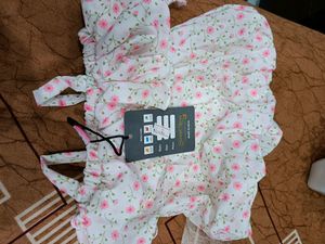 Brand New Cod Set For Babygirl Size 9 To 12 Month