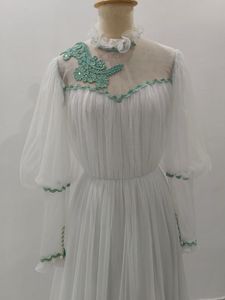 Elegant White vintage Gown