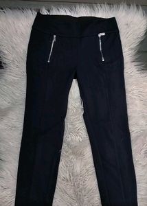 Black Pants with Zipper Detail