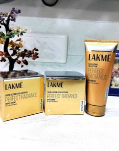 Lakme Skin Ultime Collection Set