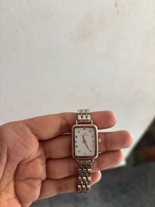 Elegant Women&#39;s Watch