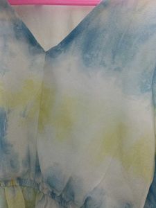 Tie-dye Long Sleeve Top