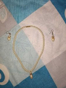 Pearl Necklace & Earring Set