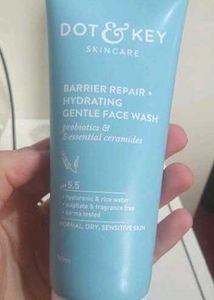DOT &amp; KEY Barrier Repair + Hydrating Gentle Face W