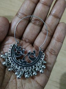 Ear rings