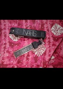 NARS Light Reflecting Foundation