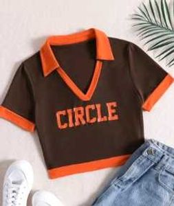 Circle Graphic Top
