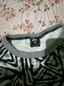 Abstract Print Long Sleeve Top