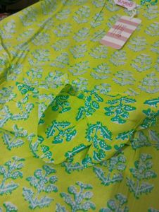 Sleeveless Women's Kurti