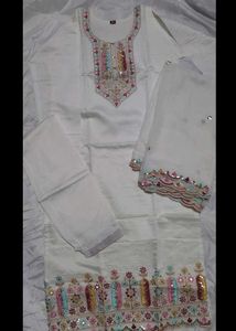Embroidered white Kurta Set✨
