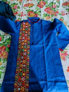 Blue Embroidered Kurta + Freebies