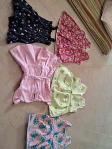 Buy 8 Dress Get 3 Sets Free♥️