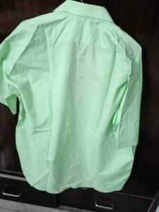 Men&#39;s Light Green Shirt