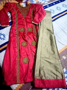 Ethnic Kurta With Skirt