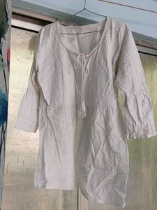 Hakoba White Top