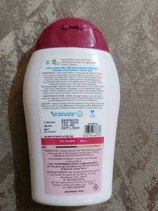 Mamaearth Onion Hair Fall Control Shampoo