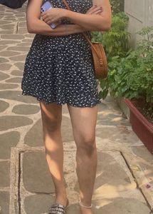 Hollister Floral Dress with 2 Pockets
