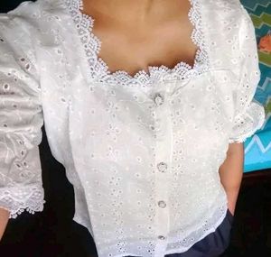 White Lace Puff Top Elegant 🕊