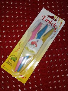 Tinkle Eyebrow Razor + Veet Wax Strips Combo | Per