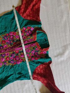 Embroidered Kurta Set
