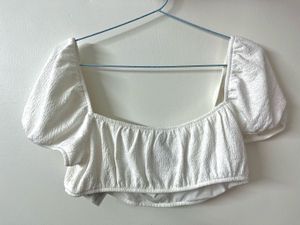 H&amp;M White Puff Sleeve Bralette Crop Top
