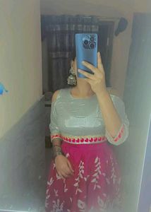 Pink Skirt And Top....Set .