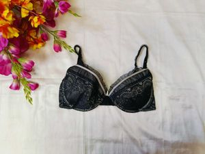 🇳🇿💫🎀Elegant Black Lace Bra