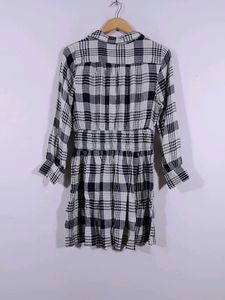 Zudio Black &amp; White Checks Western Dress(women&#39;s)