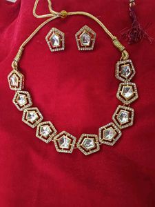 Elegant Gold &amp; Crystal Geometric Necklace Set